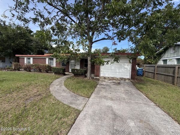 2622 Bartow Street , Brunswick, GA 31520