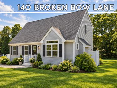 140 Broken Bow Ln, Falmouth, MA 02536
