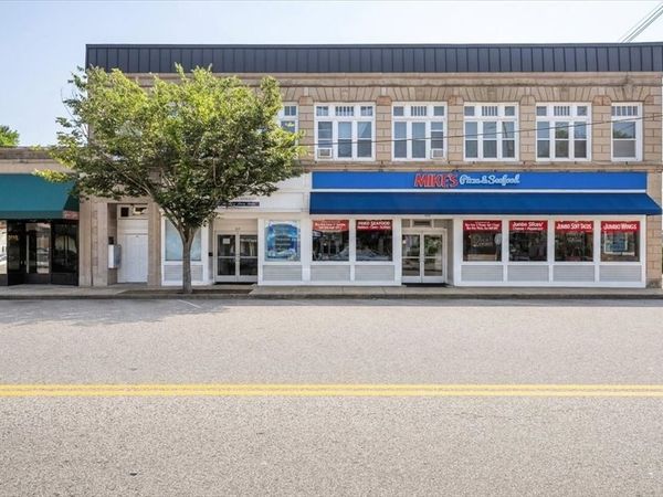 315-321 Union St, Rockland, MA 02370