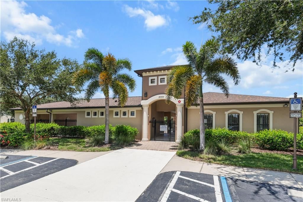 3717 Pino Vista Way , Estero, FL 33928 Photo