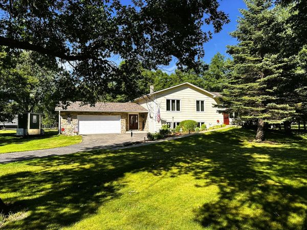 8331 Red Pine Circle , Baxter, MN 56425