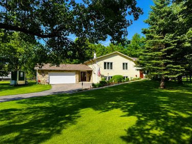 8331 Red Pine Circle , Baxter, MN 56425