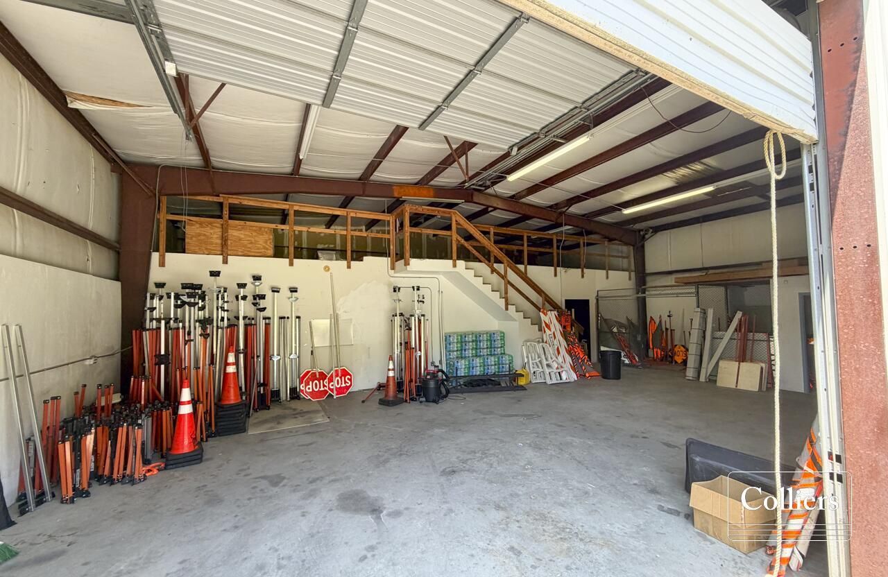 7264 Peppermill Parkway Photo 4