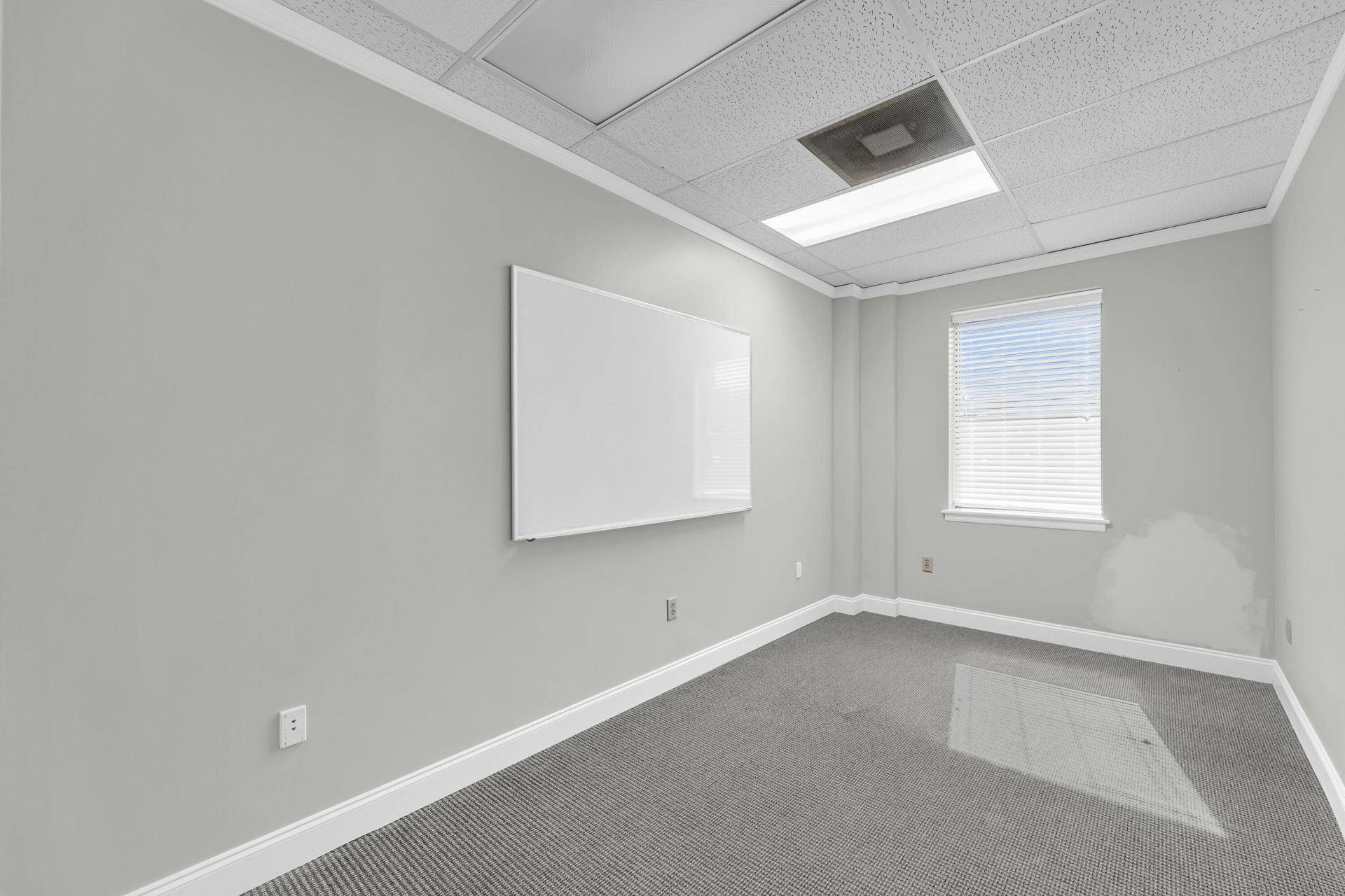 1591 Savannah Highway  Photo 22