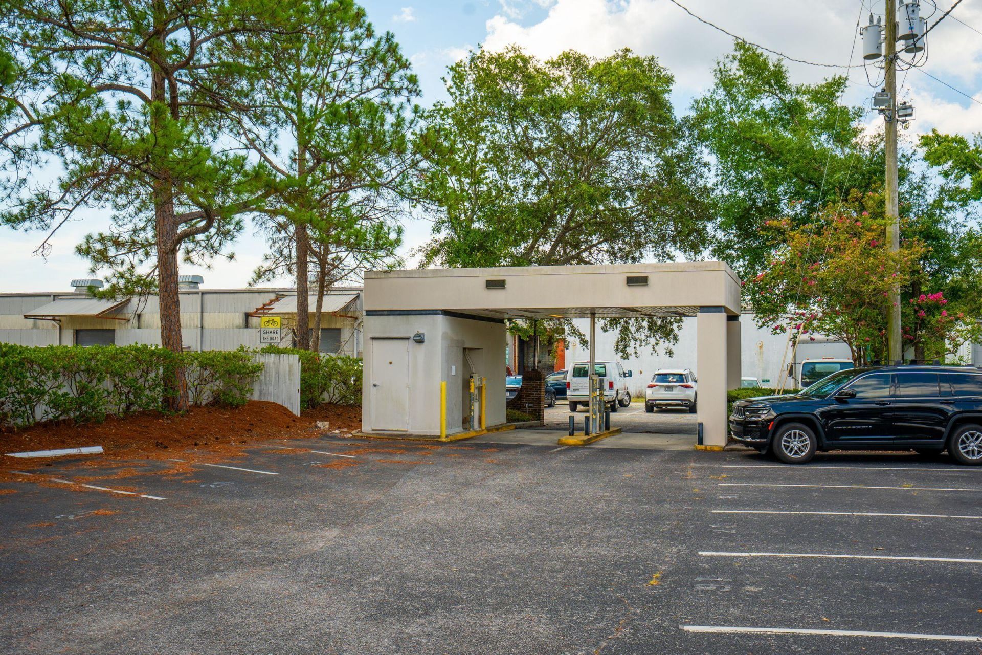 276 E Bay Street  Photo 14