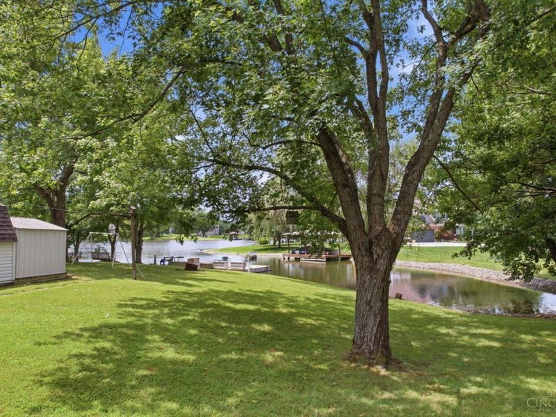 502 Waynoka Drive, Franklin Twp, OH 45171 Photo 10
