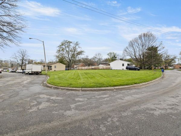 1520 Bycroft Road , Columbus, OH 43206