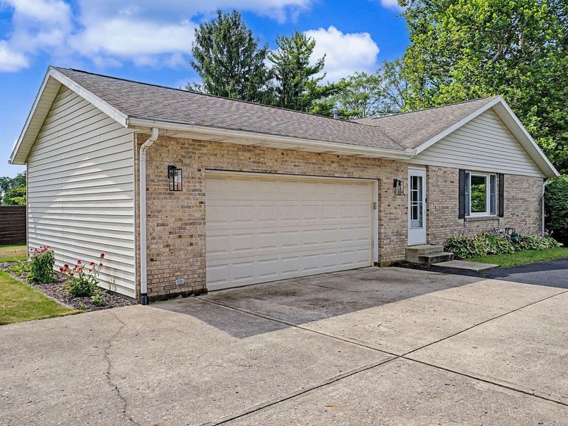 2850 Locust Drive, Springfield, OH 45504 Photo 27