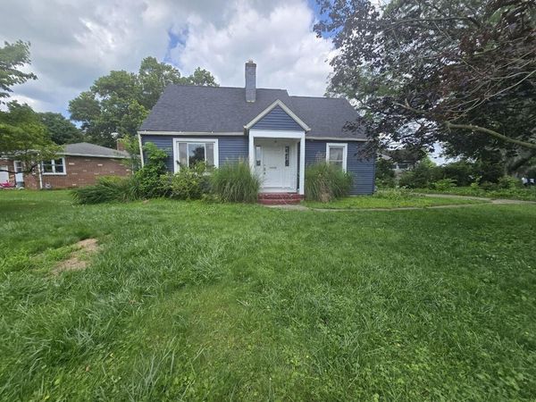 236 S Quentin Road , Newark, OH 43055