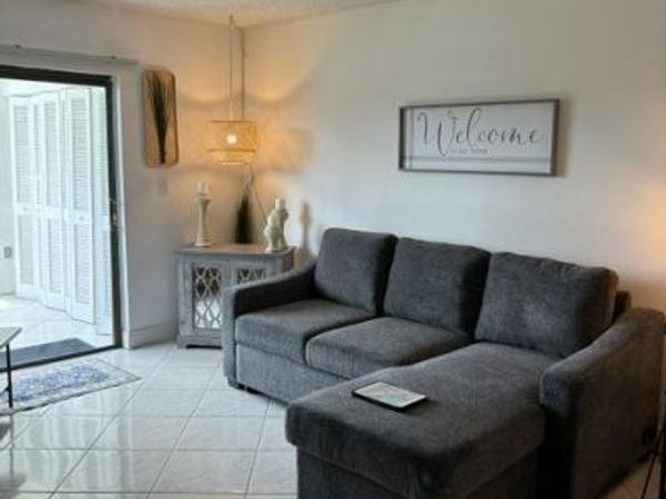 9300 SW 8th Street, Unit 305, Boca Raton, FL 33428