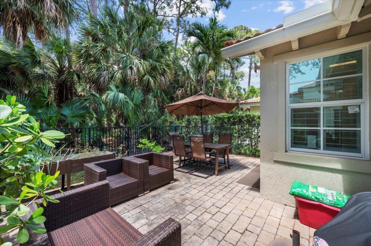 513 Tomahawk Court, Palm Beach Gardens, FL 33410 Photo
