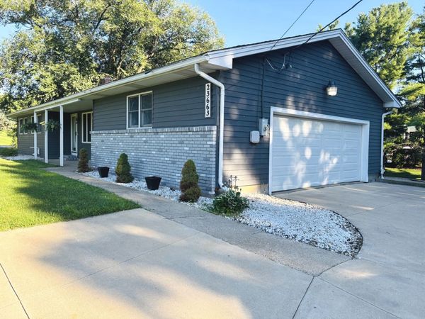 23663 Hazel Road , Sterling, IL 61081