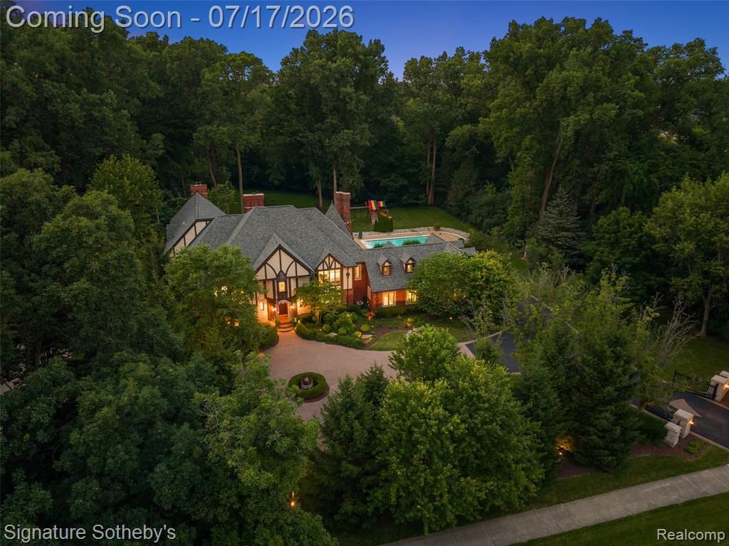 1235 Westview Road, Bloomfield Hills, MI 48304 Main Photo