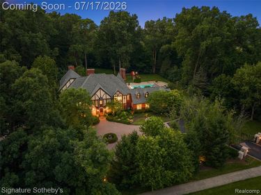 1235 Westview Road, Bloomfield Hills, MI 48304