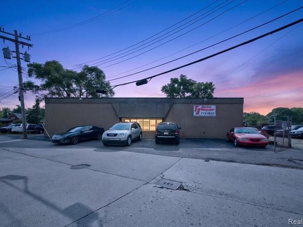 16550 Wilson Avenue , Eastpointe, MI 48021