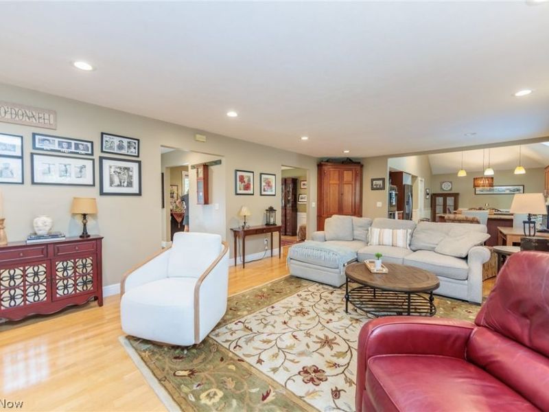 3854 Kings Mill Run, Rocky River, OH 44116 Photo 10