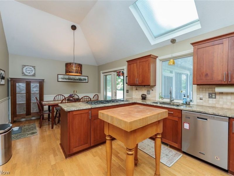 3854 Kings Mill Run, Rocky River, OH 44116 Photo 13