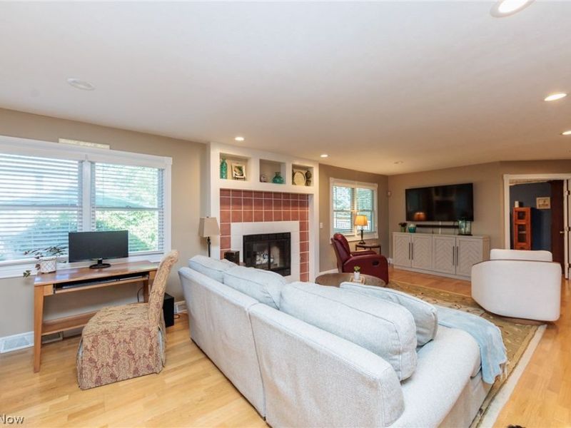 3854 Kings Mill Run, Rocky River, OH 44116 Photo 9