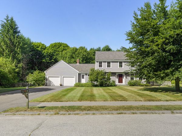 35 Fieldstone Drive , Yarmouth, ME 04096