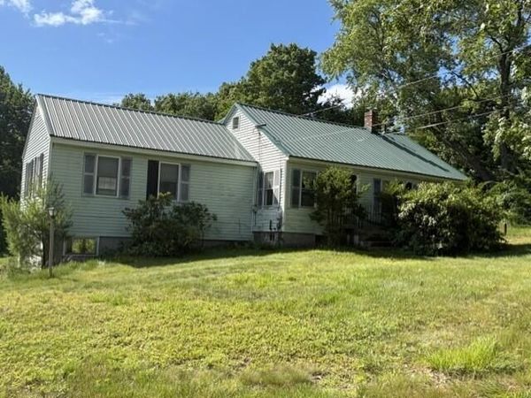 1077 Chadbourne Road , Standish, ME 04084
