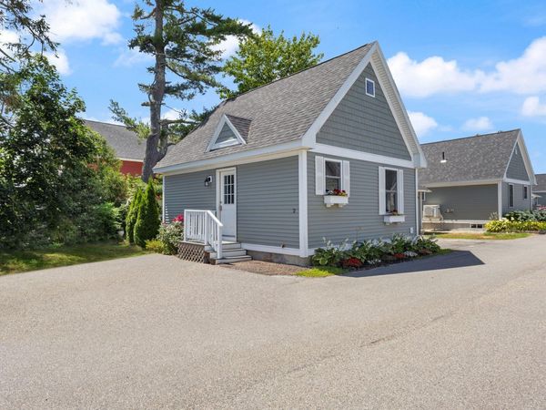 994 Portland Road , Unit 2, Saco, ME 04072