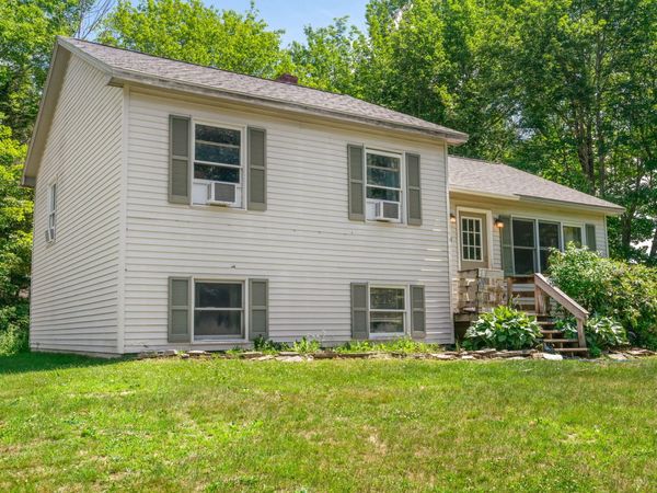 101 Booker Street , Thomaston, ME 04861