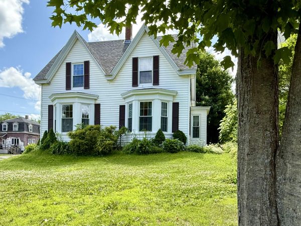 89 Washington Street , Calais, ME 04619