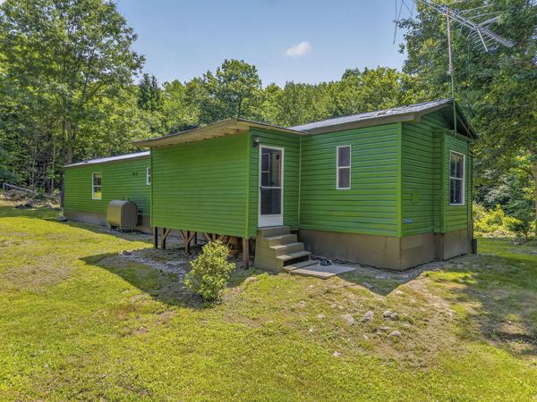 15 Donjon Lane , Livermore Falls, ME 04254
