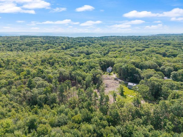 5 Davcarley Road , Cape Elizabeth, ME 04107
