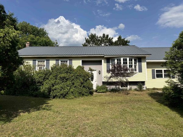 11 Mountain View Road, Stratford, NH 03590