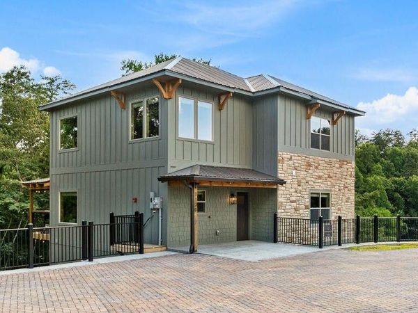 1130 Lee Cardwell Circle, Unit 7, Pigeon Forge, TN 37863