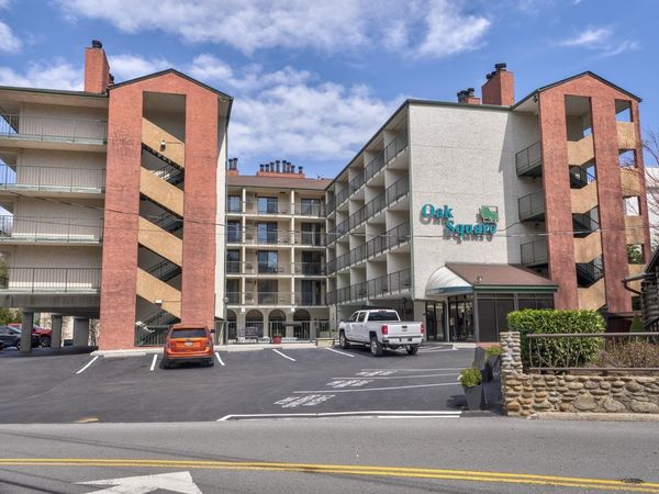 685 River Road, Unit 306, Gatlinburg, TN 37738