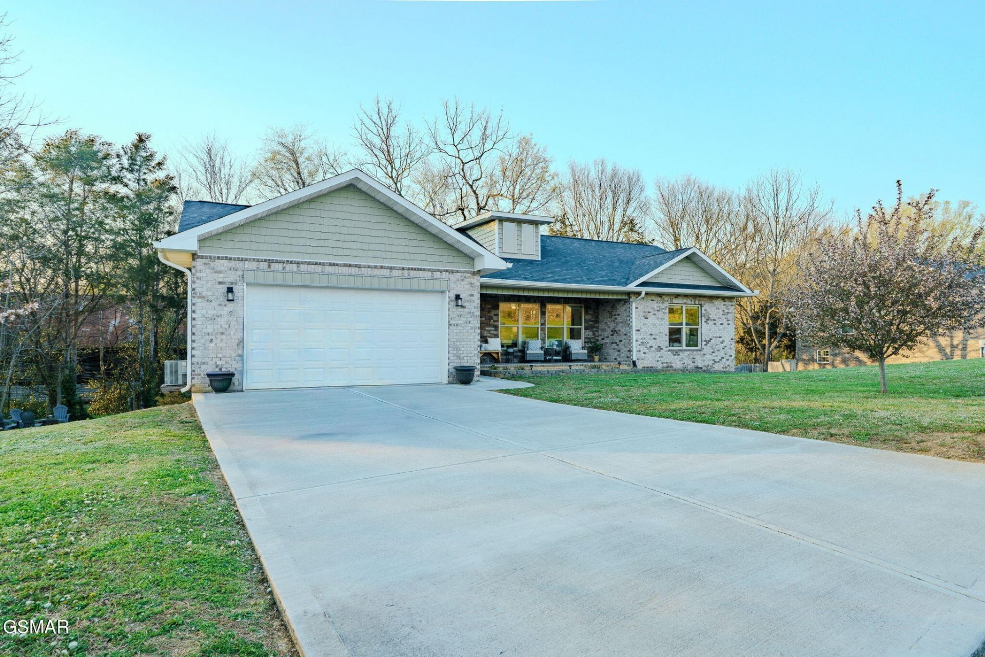 1811 Ally Lane, Sevierville, TN 37876 Main Photo