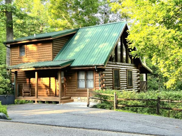 742 Yona Trail Way , Gatlinburg, TN 37738