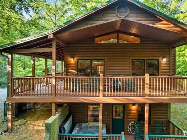 3828 Saddle Brook Way, Sevierville, TN 37862