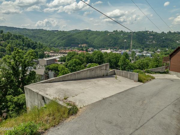 748 Widows Knob Road , Unit 3, Gatlinburg, TN 37738