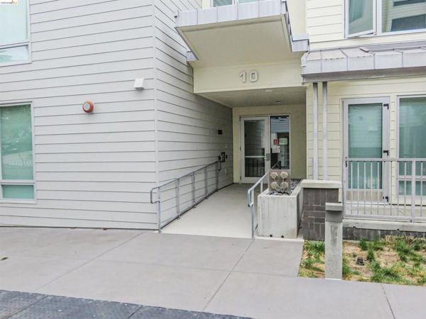 10 Innes Ct, Unit 307, San Francisco, CA 94124