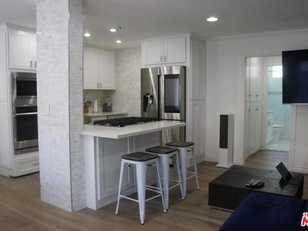 2471 SAWTELLE Boulevard, Unit 102, Los Angeles, CA 90064