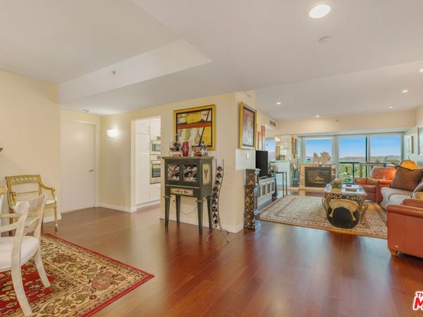 13600 Marina Pointe Drive, Unit 1704, Marina Del Rey, CA 90292