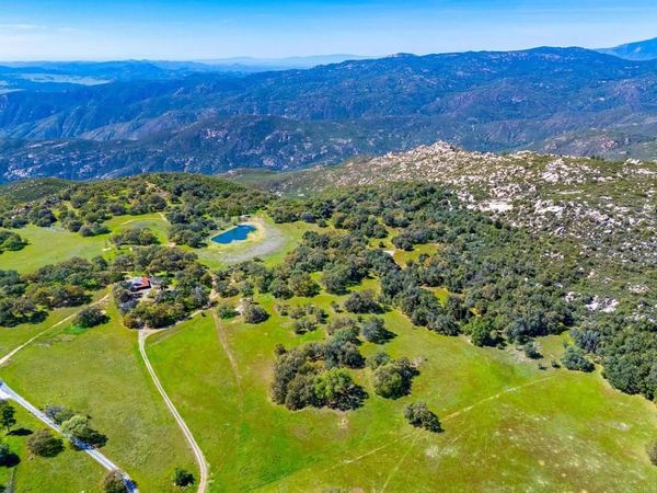 25258 Black Canyon Road, Santa Ysabel, CA 92070