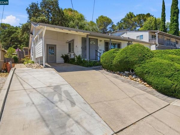 210 Vista Way, Martinez, CA 94553