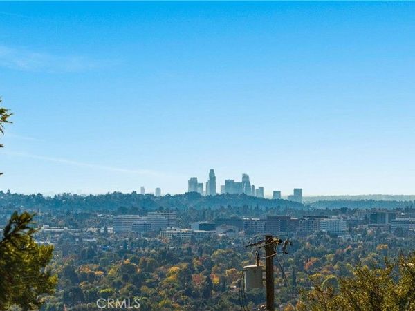 1701 Country Lane, Pasadena, CA 91107