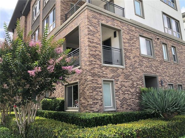 12705 W Bluff Creek Drive, Unit 2, Playa Vista, CA 90094