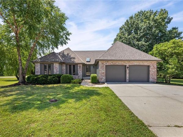 10365 W 159th Street, Overland Park, KS 66221