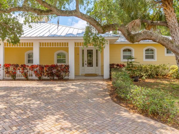 315 Enola Place , Merritt Island, FL 32953