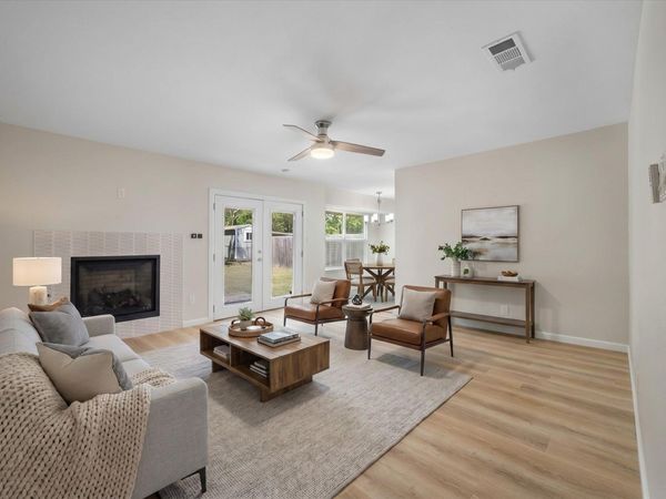 1100 Red Cliff DR, Austin, TX 78758