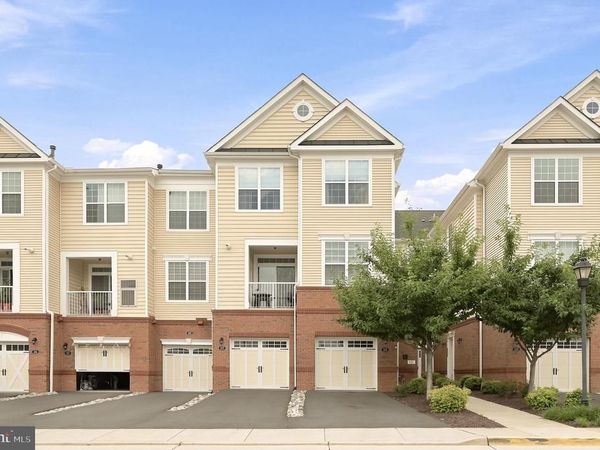 23255 MILLTOWN KNOLL SQUARE, Unit 107, ASHBURN, VA 20148