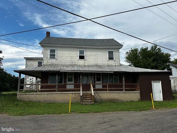 224 MIDDLE ROAD , CATAWISSA, PA 17820