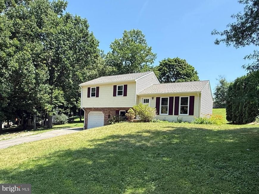 15 Den Mar Drive , Holtwood, PA 17532 Main Photo