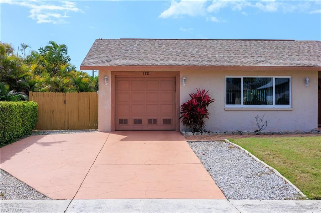 188 Gulfstream St , Marco Island, FL 34145 Photo